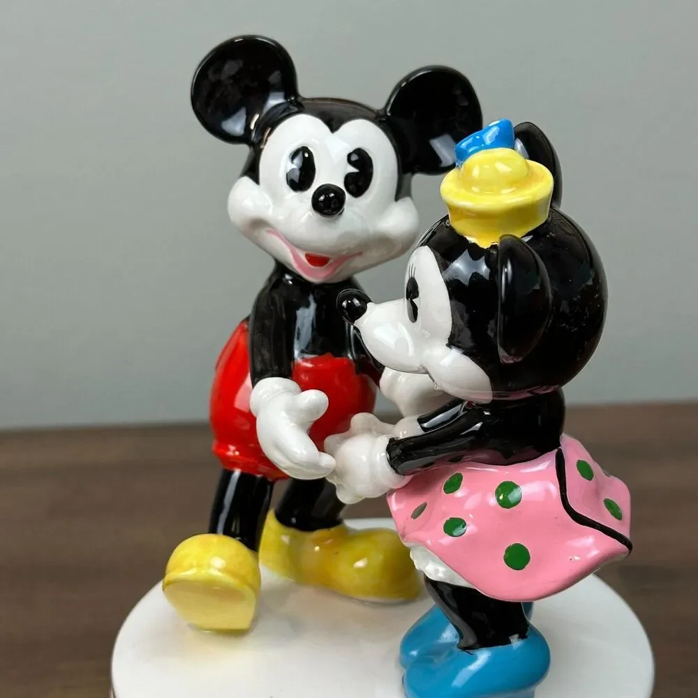 Disney vintage walt